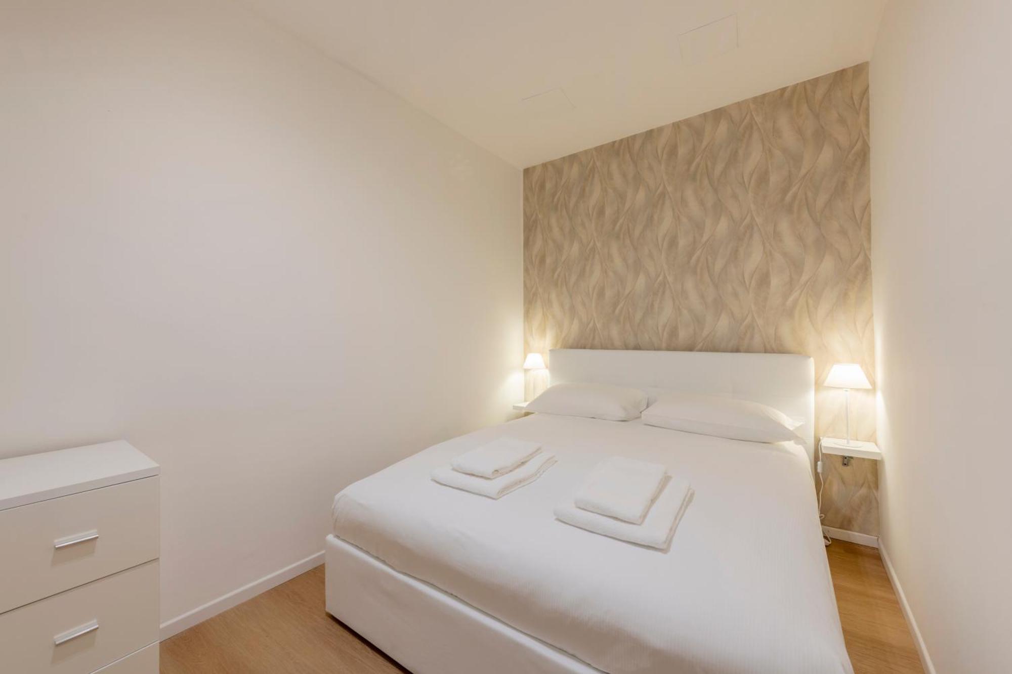 Milan Royal Suites Duomo Exterior photo